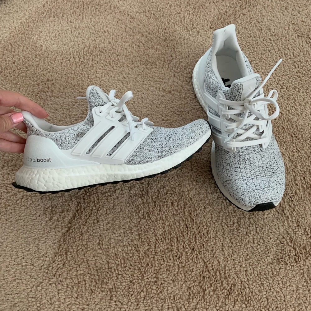 NWOT ADIDAS Ultraboost men 5.5